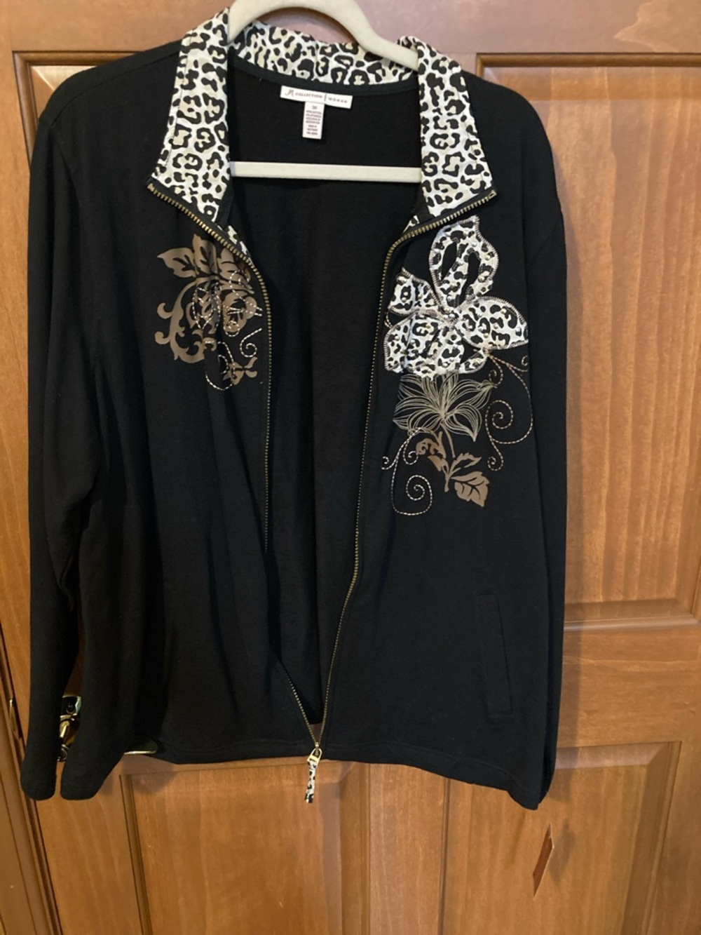 JM Collection Black Zip-Up Jacket with Leopard Trim and Gold Floral Print